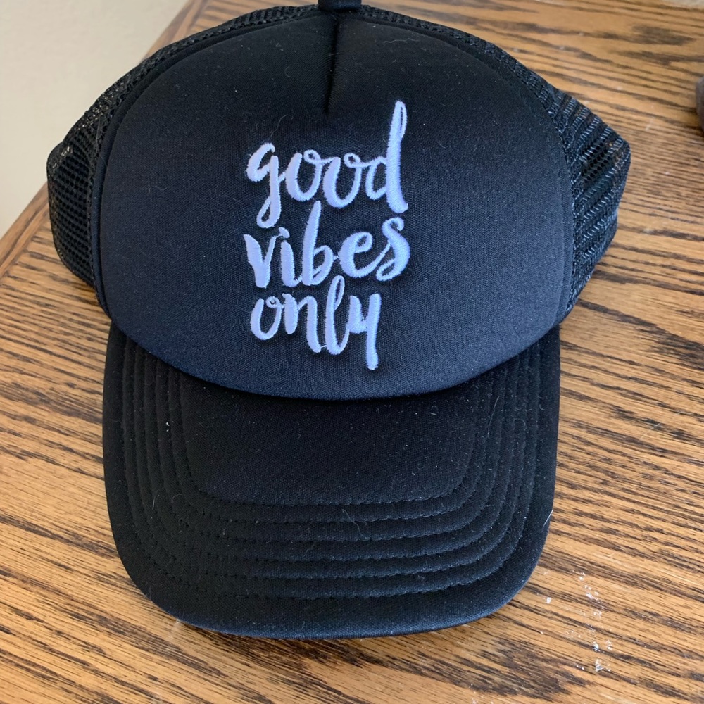 Good vibes only ball cap
